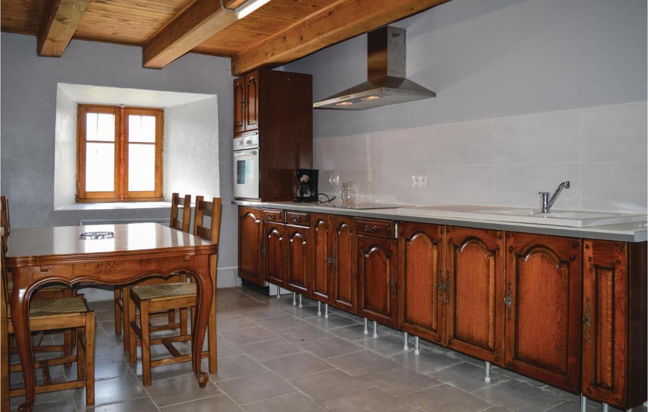 3 Bedroom Beautiful Home In Cheylade ภายนอก รูปภาพ